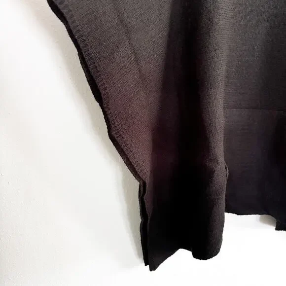 Madden One Size Black Sweater Poncho Braided Shoulder Front Pockets Cozy Staple - Picture 5 of 12